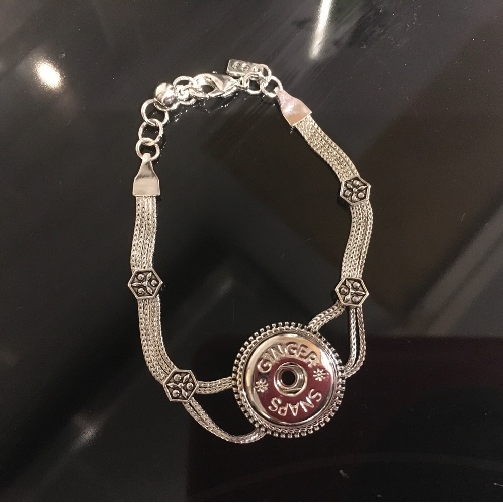 Ginger Snap Bracelet w/2 Snaps